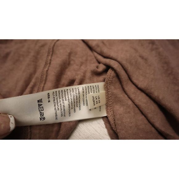 Free People OB1102105 Women's Sz XS Brown Lowdown Henley Oversized Linen Top $78 - Picture 6 of 10